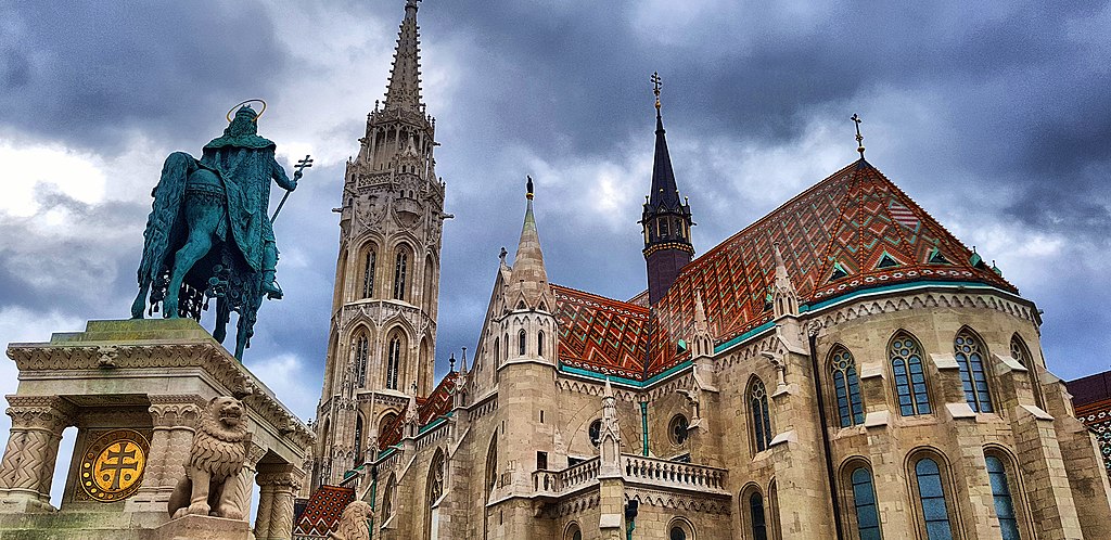 Matthius Church is a great example of Gothic Architecture in Budapest