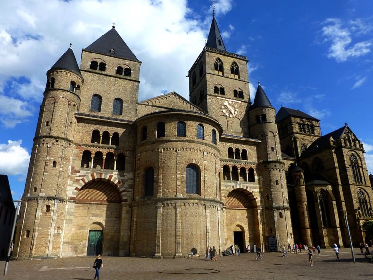 Romanesque Architecture And The Top 15 Romanesque Buildings ...