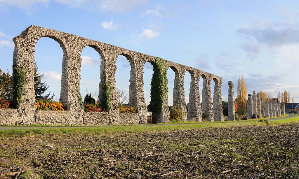 An Ancient Roman Aqueduct is miraculously still standing near the town of Luynes, France.