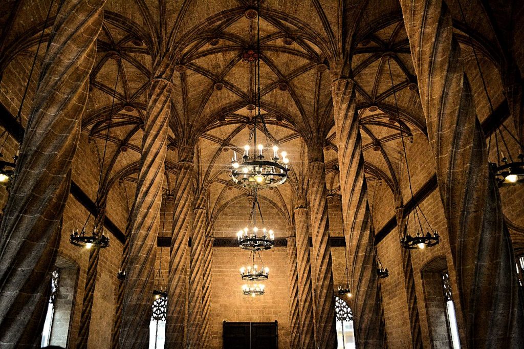 The Llotja de la Seda or the "Silk Exchange" is one of the finest examples of Gothic Architecture anywhere in Spain. 