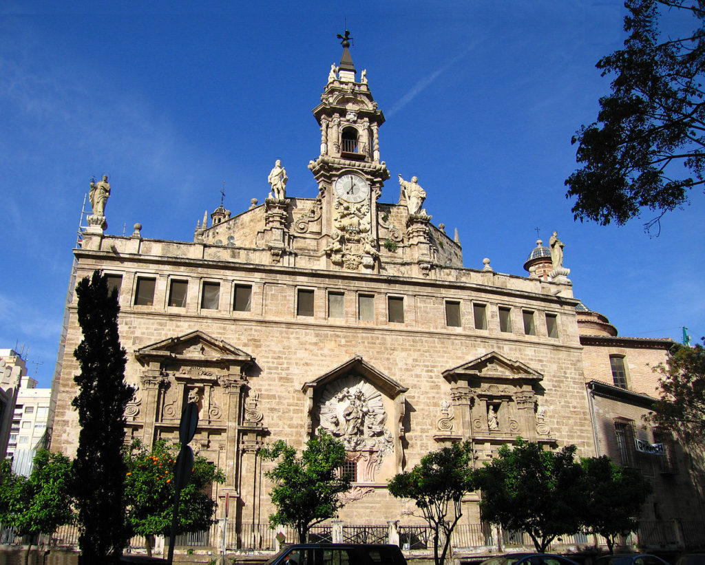 Many of the best works of Baroque Architecture in Valencia are actually renovated gothic churches.