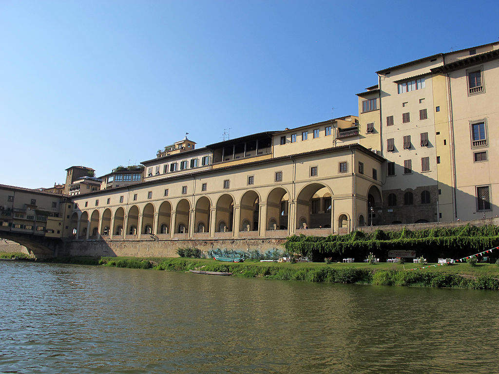 the Vasari Corridor connected many of Florence's important sites