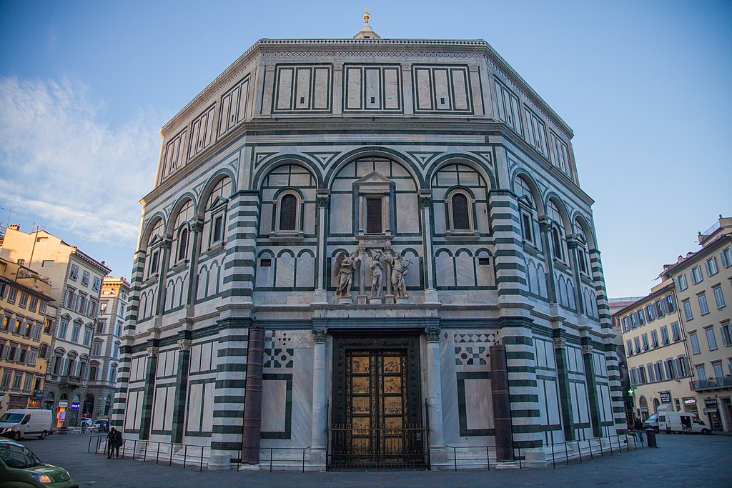 Florence Cathedral has a detached Baptistry, that was built in the Romanesque Age. Its one of the greatest Italian Baptistries in all of Tuscany. 
