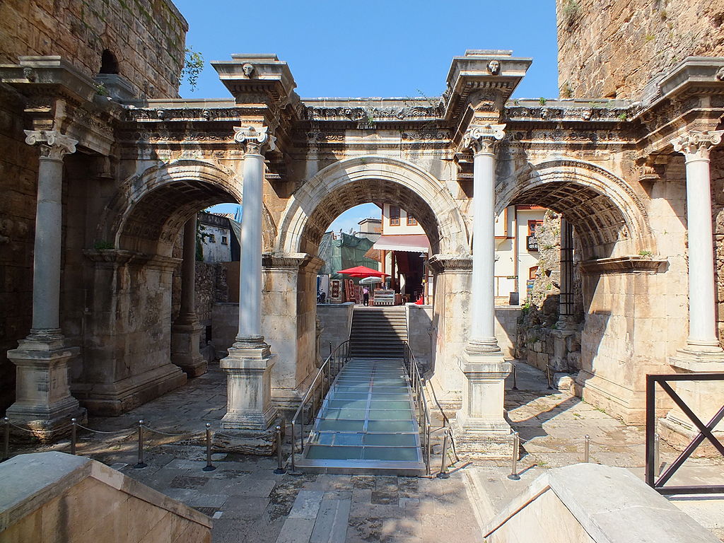 Hadrian's Gate is a Triumphal Arch that also functioned as a gate within the city walls of Antalya. 