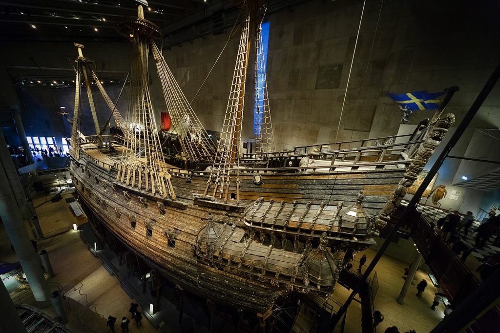 The Vasa Museum contains the Vasa, a 17th century warship made by the Swedish Empire.