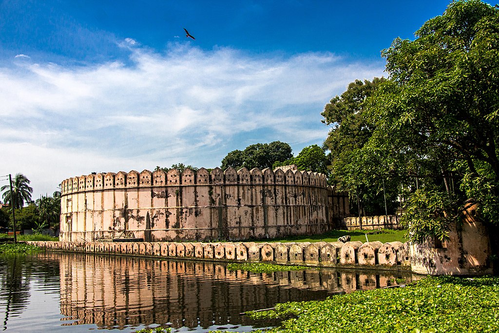 View of a Fort in Dhaka Bangladesh, one of a few examples of Mughal Architecture in the region.
