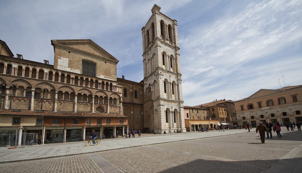 Ferrara Cathedral is located within the center of Ferrara, and it is surrounded by the Piazza Trento e Trieste.