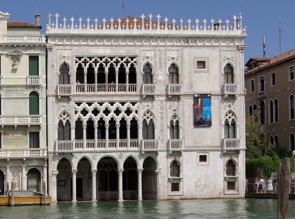 The Ca' d'Oro is one of Venice's most iconic buildings. Its intricately designed and its one of the quintessential Venetian Gothic Buildings in Venice. 