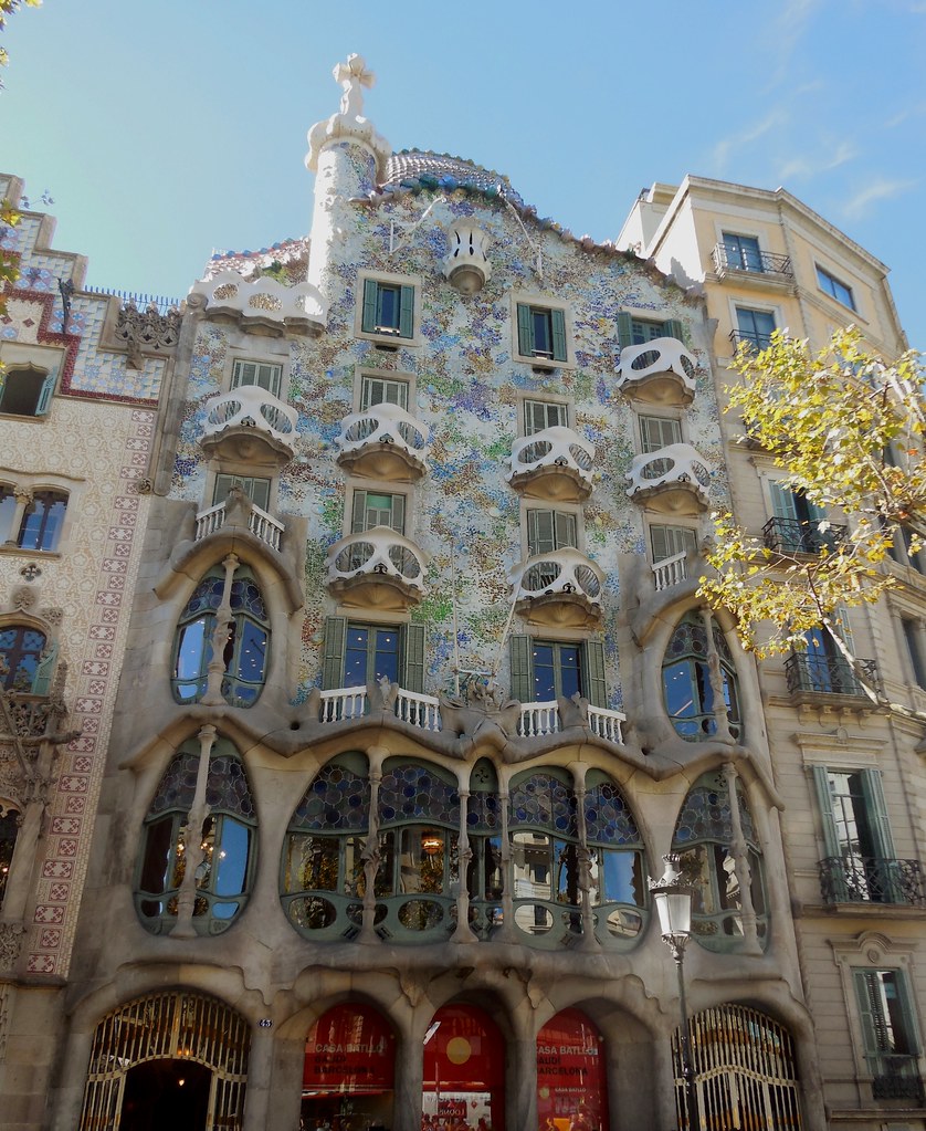 Casa Battlo is one of many great examples of Modernisme Architecture in Barcelona. 