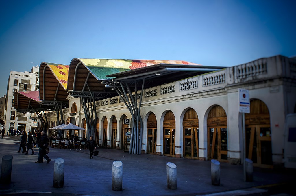 The Santa Catarina Market is located close to Barcelona Cathedral in the city center 