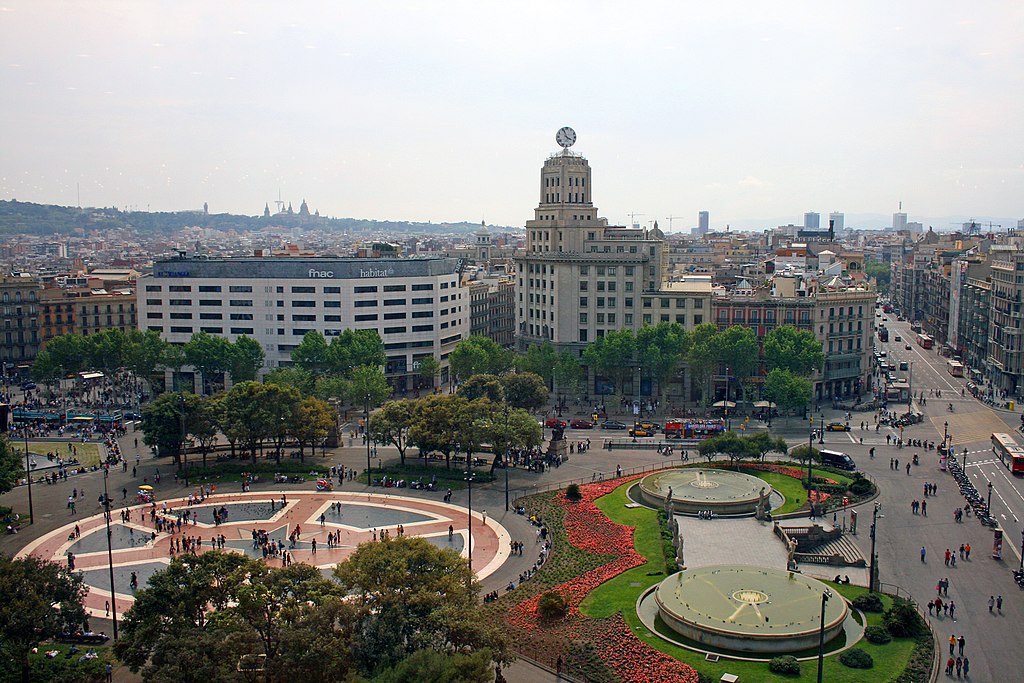 Plaza Catalunya contains some of the greatest Revival Architecture in Barcelona. 