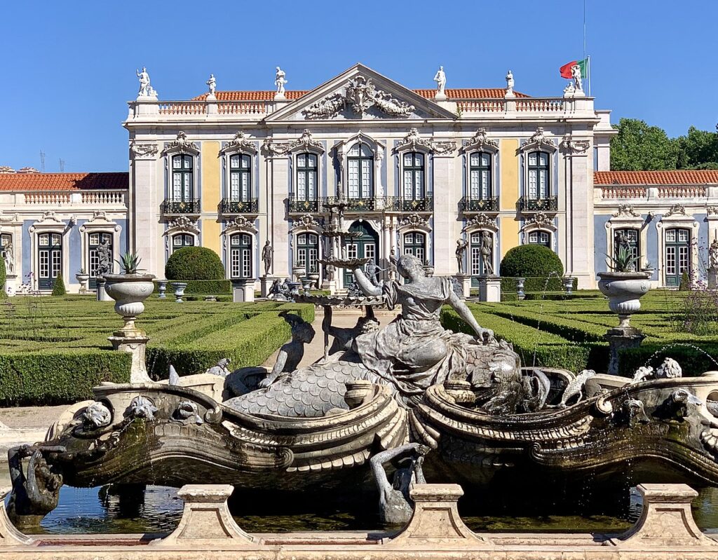 Queluz National Palace is the best work of Rococo Architecture in all of Portugal. 