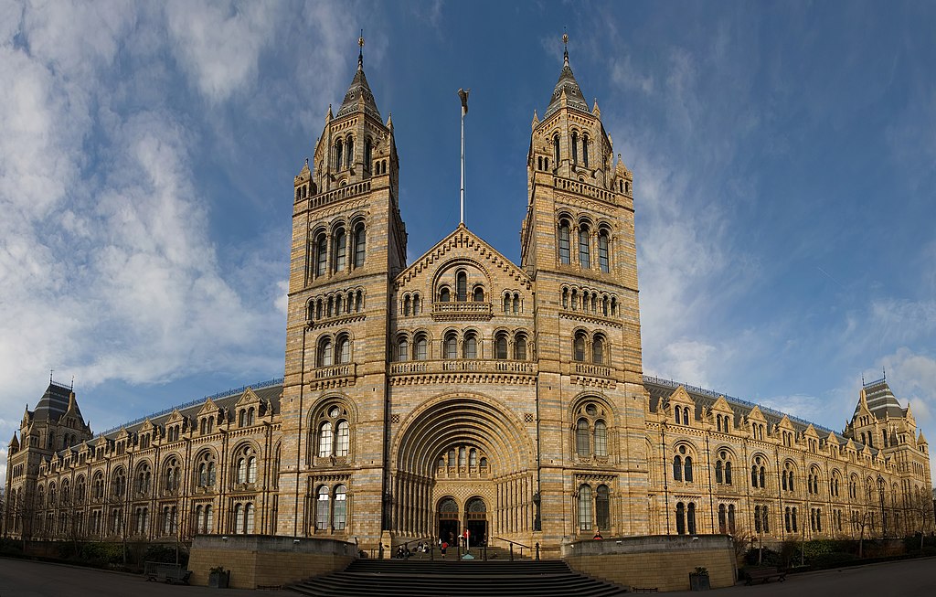 The Museum of Natural History is an amazing Romanesque Revival Building located in London, England, UK. 