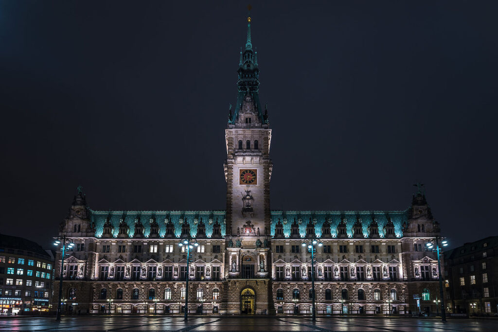 Hamburg City Hall is one of the most important buildings in Hamburg and it was designed in the Renaissance Revival Style. 