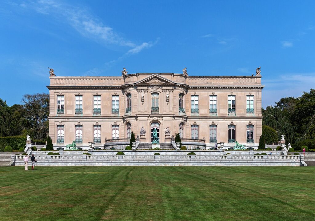 The Elms Mansion is a Baroque Revival Mansion in Newport Rhode Island.