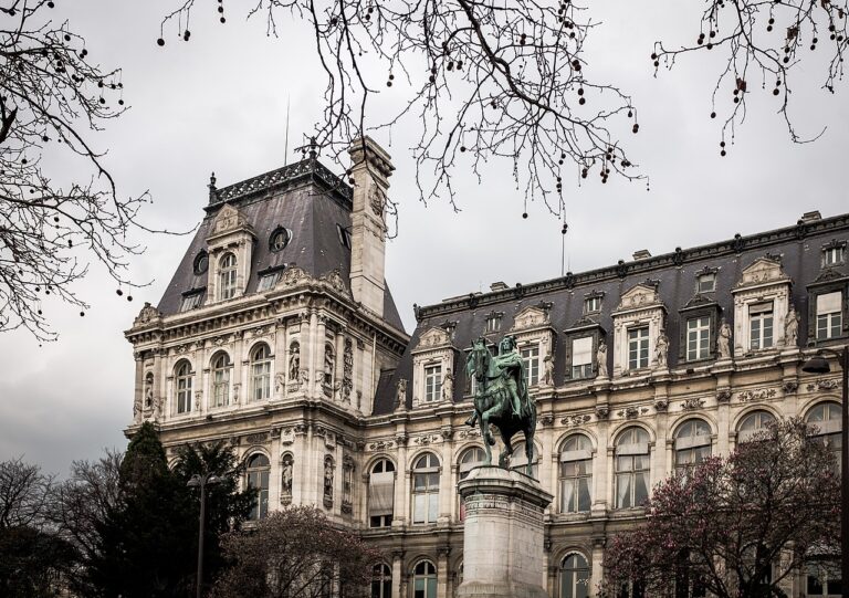 Top 25 Examples of Renaissance Revival Architecture - Architecture of ...