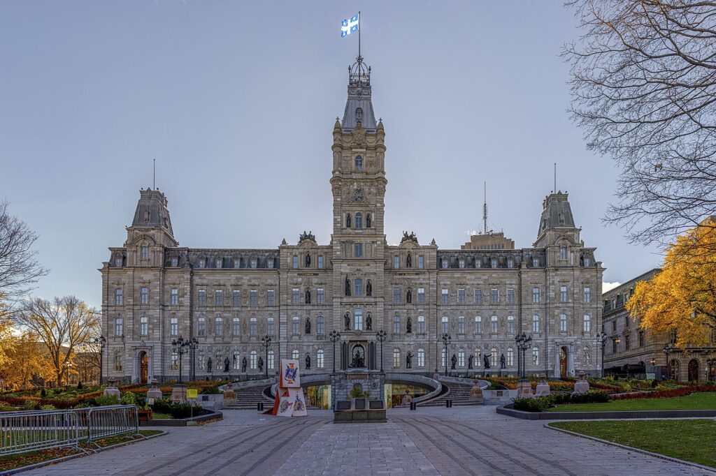 Quebec City Hall is one of Quebec's many great building designed in the Second Empire Style. 