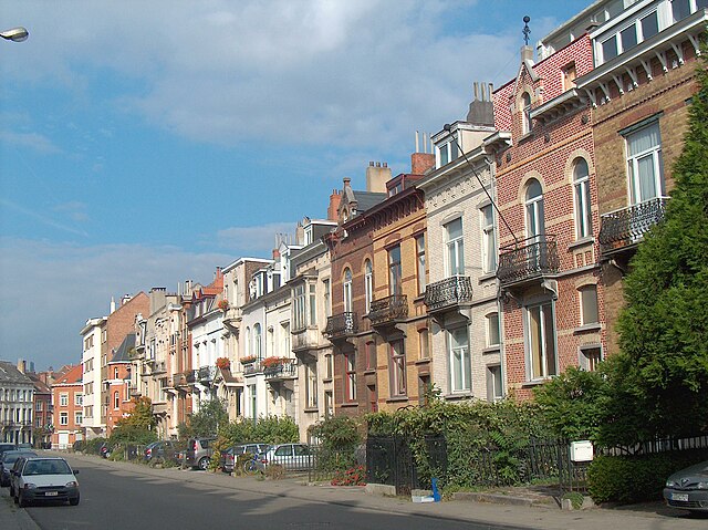 Saint Gilles is a neighborhood in Brussels famous for its Art Nouveau Architecture. 