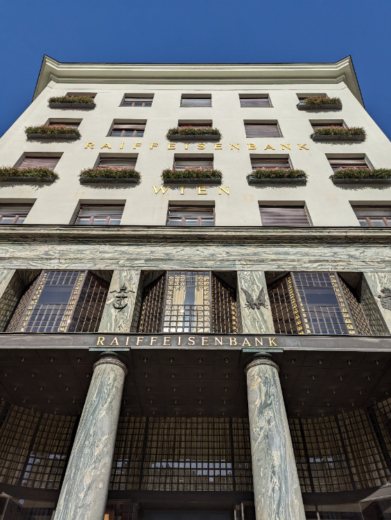 Adolf Loos was one of the greatest modernist architects in Vienna. 