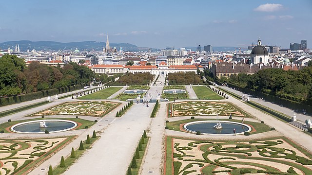 Belvedere Palace contains an elaborate Baroque Garden. 