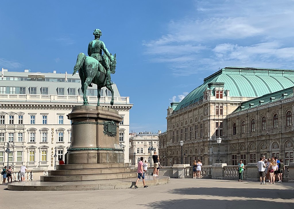 Another view of the balcony at the Albertina Museum overlooking the Vienna State Opera House