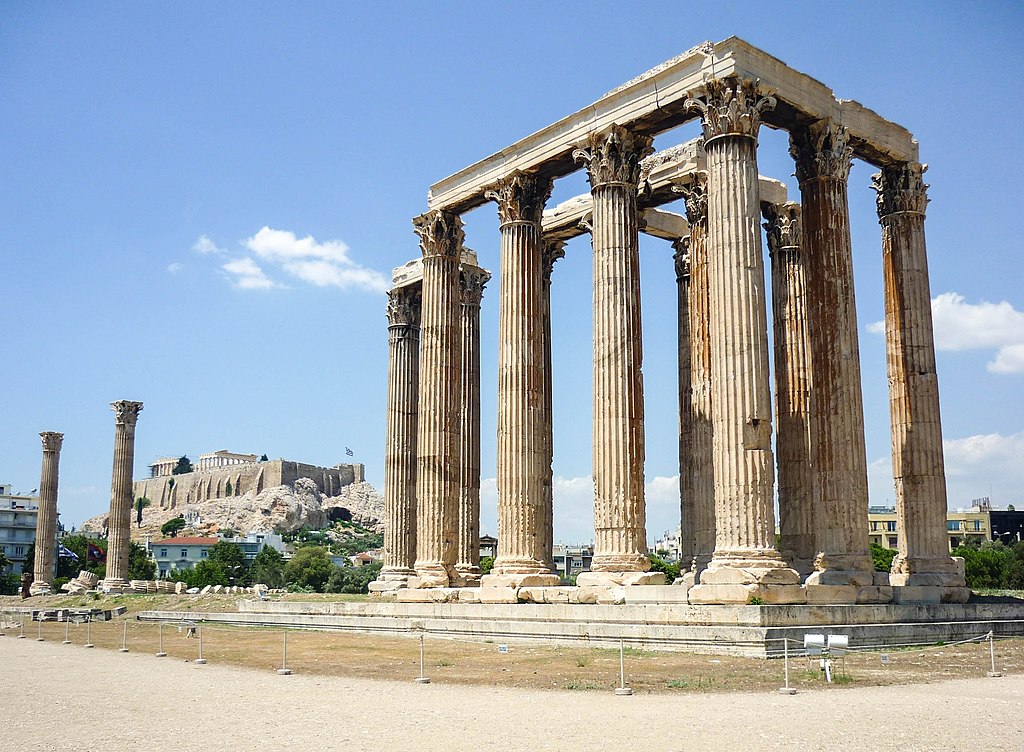 The Temple of Olumypius Zeus is one of the best examples of Roman Architecture in Athens. 